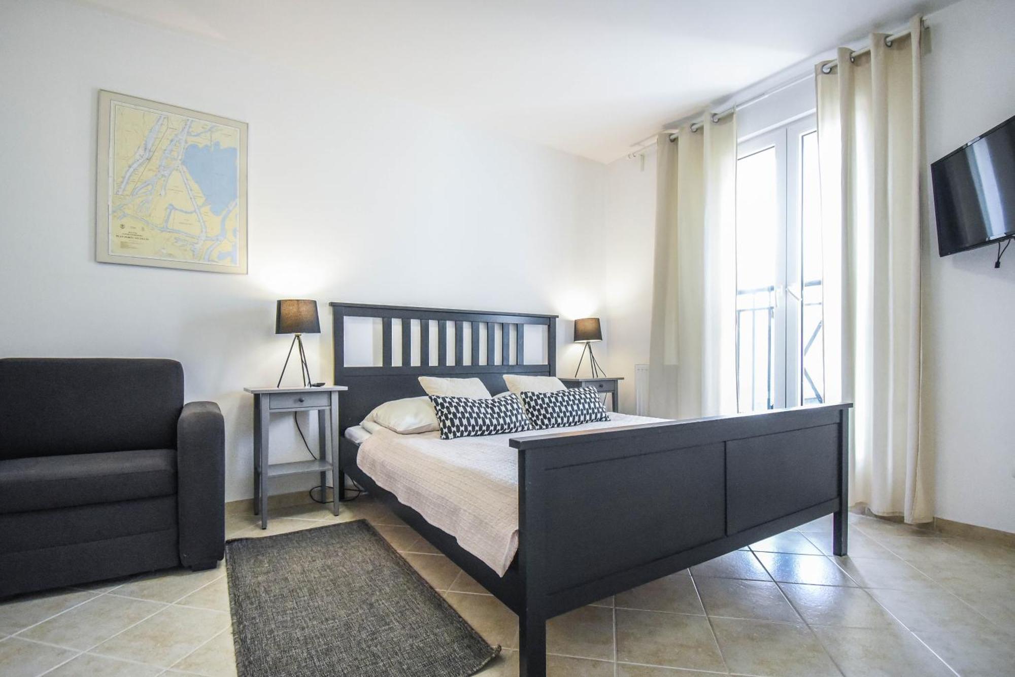 Apartamenty Promenada Z Tarasem I Parkingiem - Apartamenty Na Wyspie シフィノウイシチェ エクステリア 写真