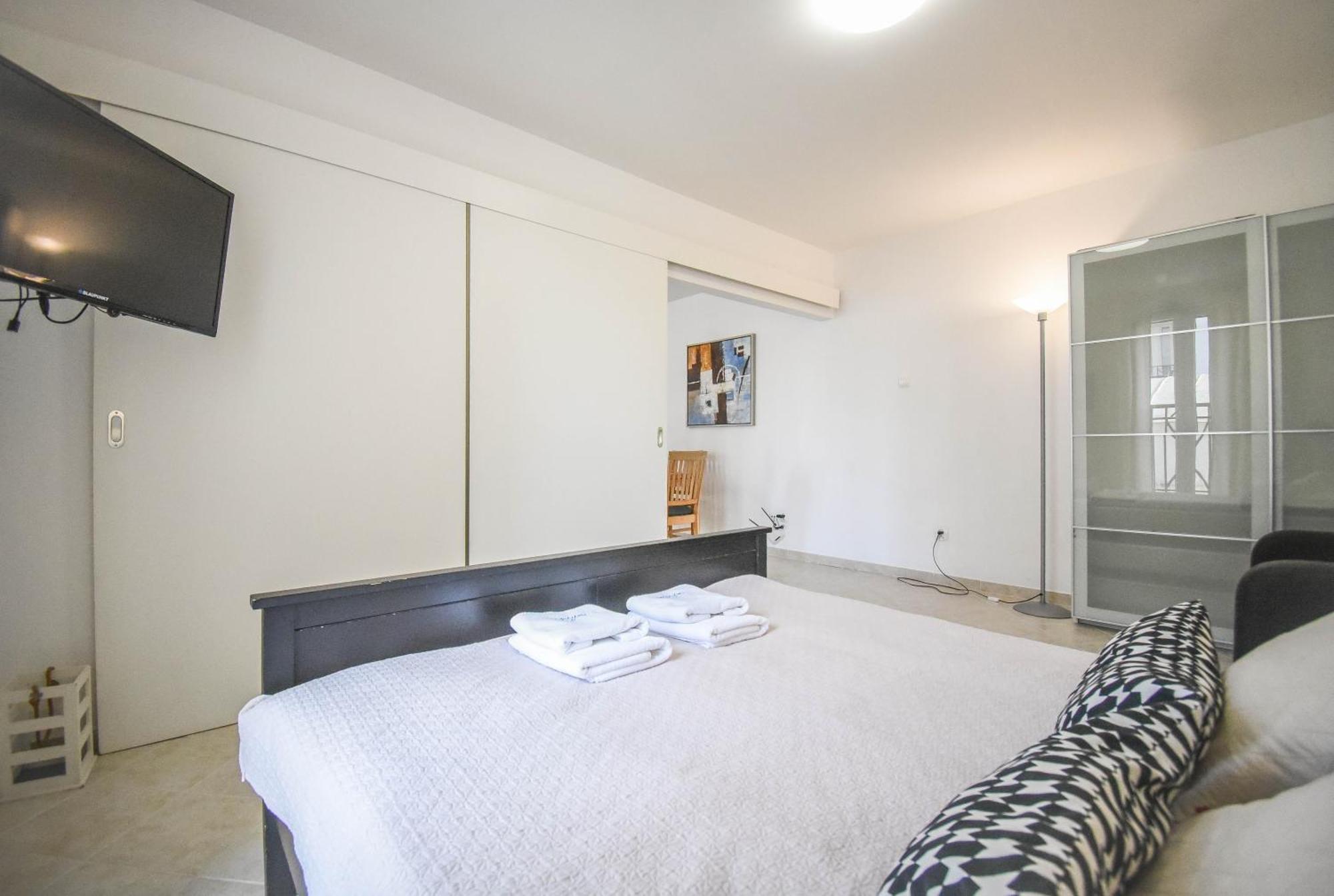 Apartamenty Promenada Z Tarasem I Parkingiem - Apartamenty Na Wyspie シフィノウイシチェ エクステリア 写真