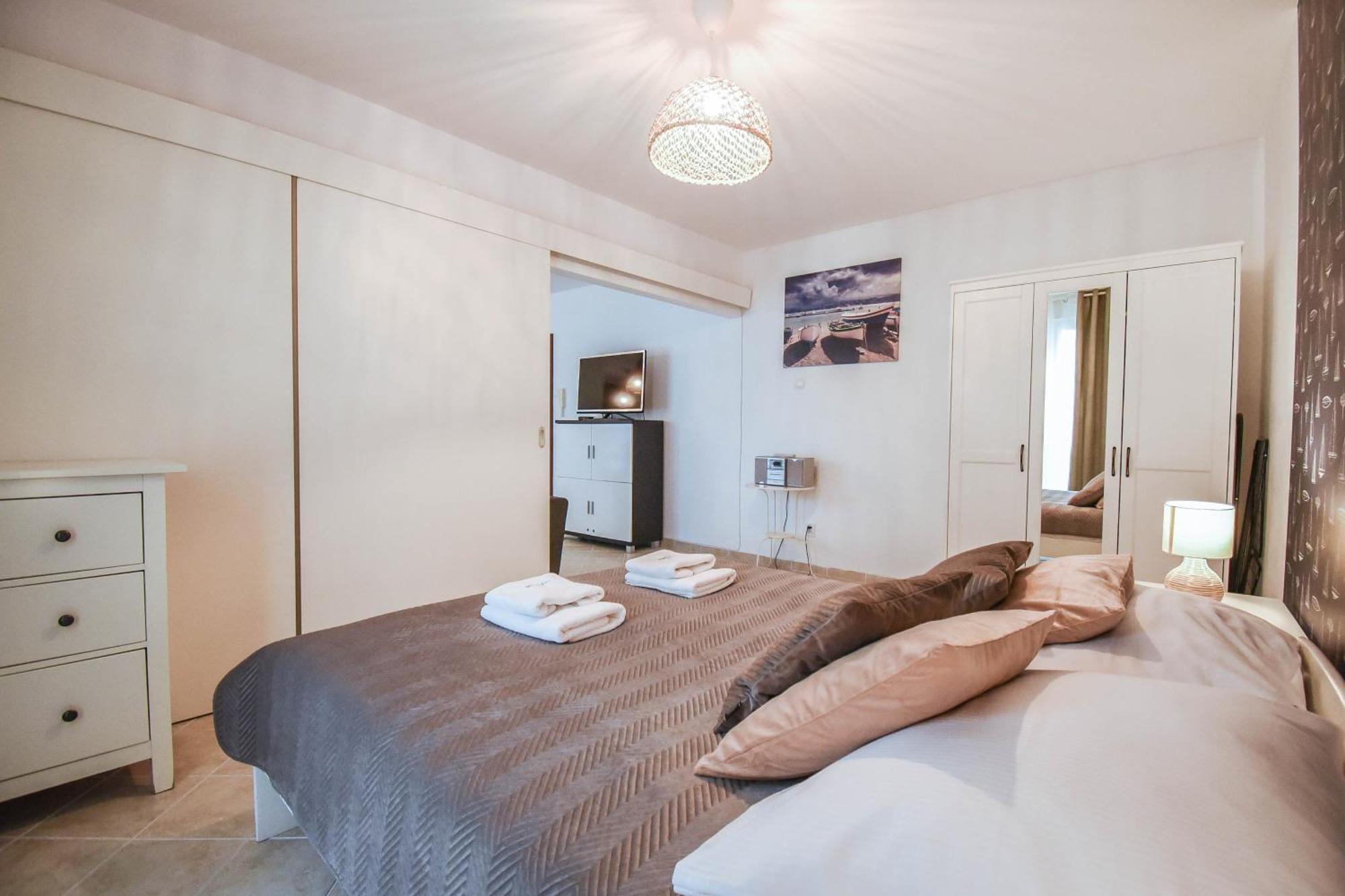 Apartamenty Promenada Z Tarasem I Parkingiem - Apartamenty Na Wyspie シフィノウイシチェ エクステリア 写真