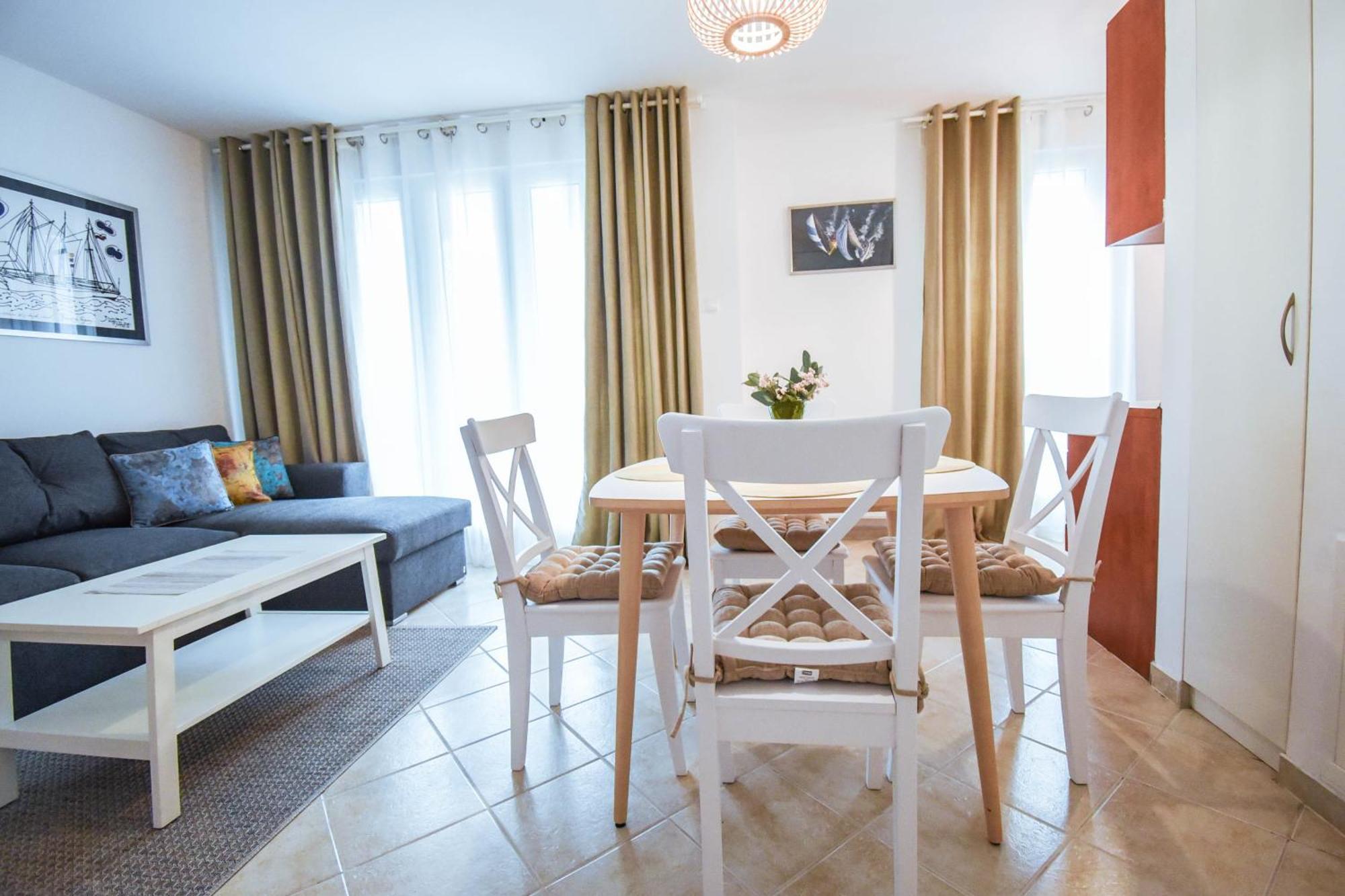 Apartamenty Promenada Z Tarasem I Parkingiem - Apartamenty Na Wyspie シフィノウイシチェ エクステリア 写真