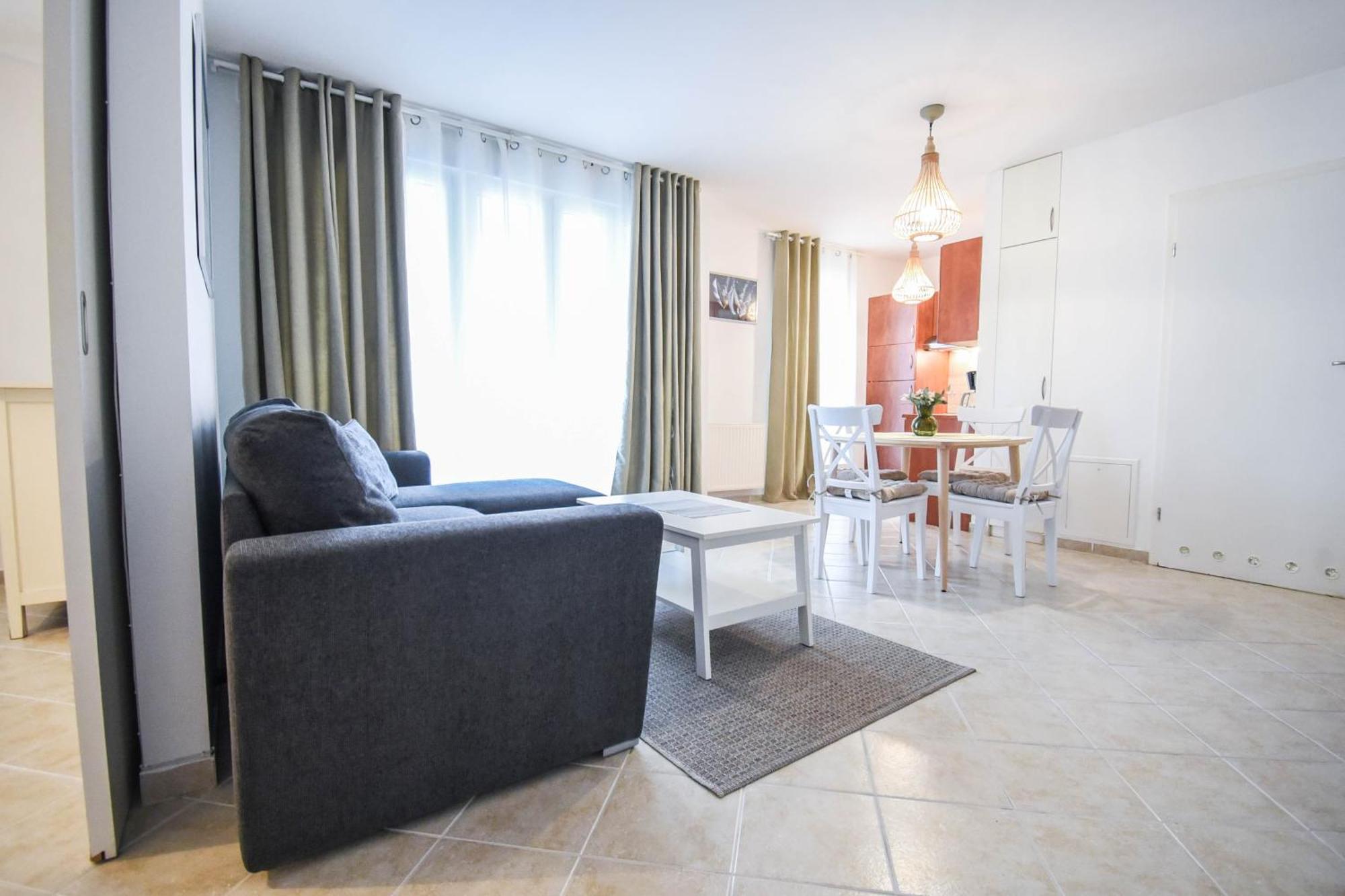 Apartamenty Promenada Z Tarasem I Parkingiem - Apartamenty Na Wyspie シフィノウイシチェ エクステリア 写真